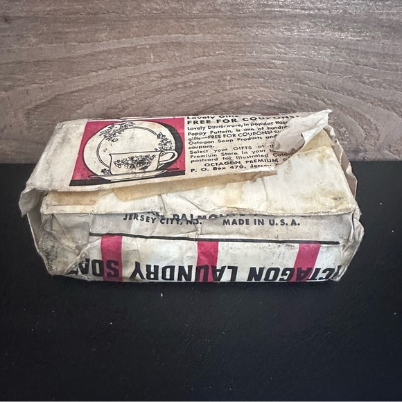 Vintage 7 oz. Bar OCTAGON Laundry Soap in Original Wrapper Discontinued READ - Picture 5 of 5